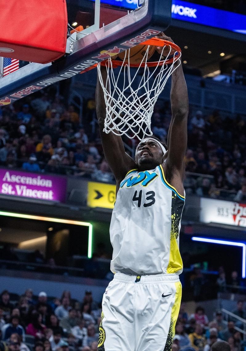 西亚卡姆三巨头联手，威少得分突破，篮网冲击季后赛！的简单介绍