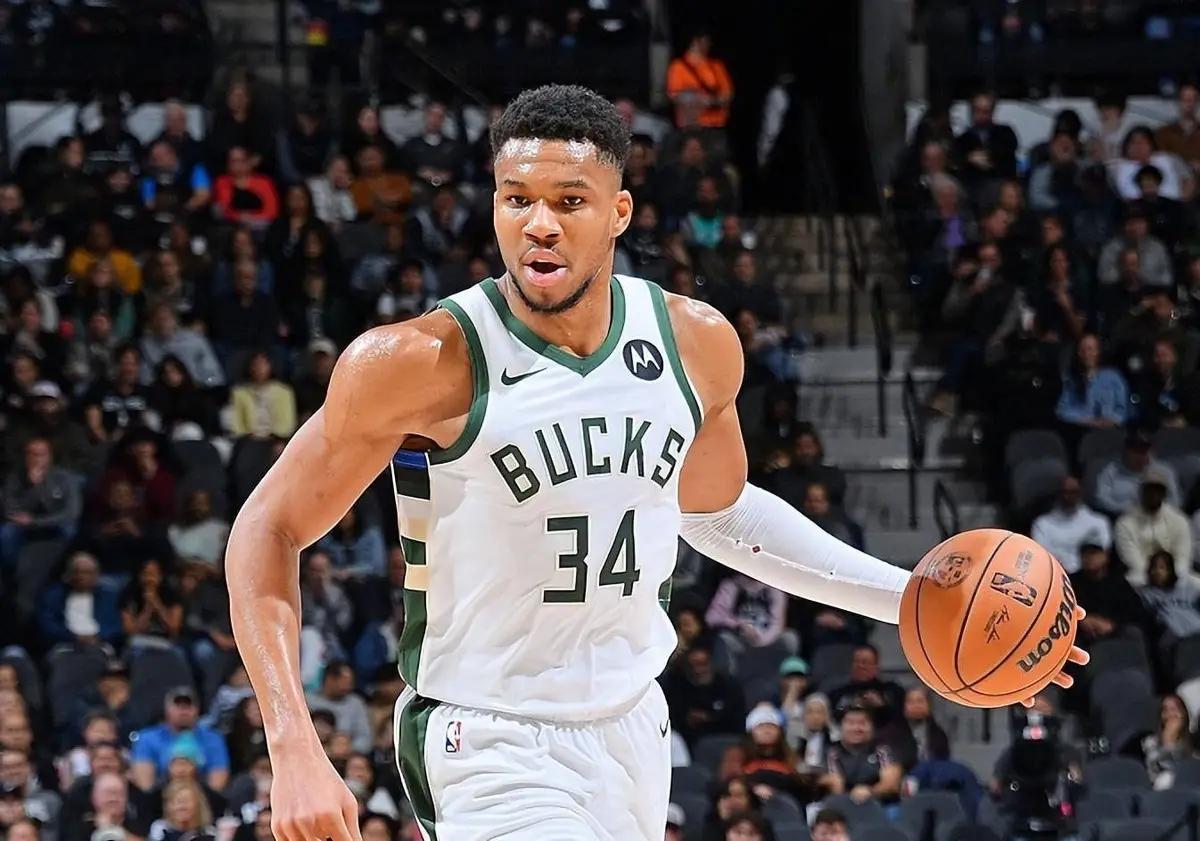 包含雄鹿爆发新星，老鹰刷新纪录，杜兰特球队迎来希望！的词条